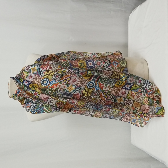 Italian 100% Silk Multi Color Tile Pattern Scarf - Picture 5 of 8